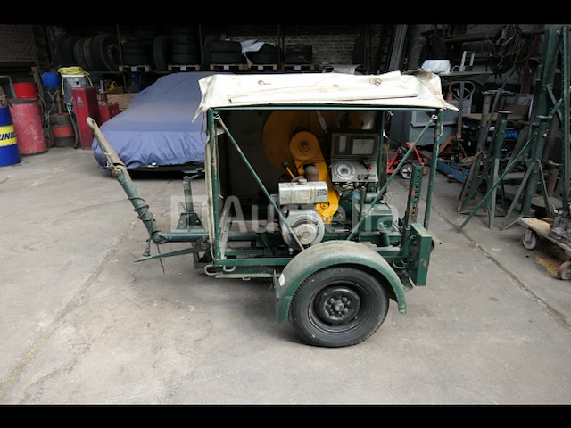 Plumett kabeltrekker voor benzinemotor op aanhanger - afbeelding 13 van  16