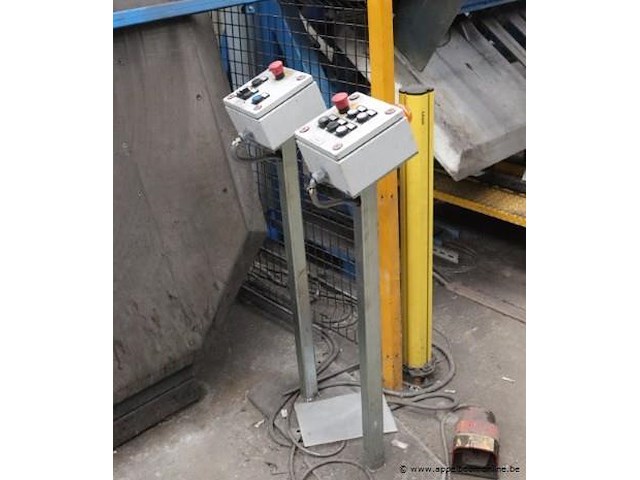 Pluristar 16/4 betonstaal in coils dubbelbuigmachine, bj 2022/23, draadia bereik 6/16mm, automatische draadwisseling, rollenrichtgroepen pc gestuurd, vol auto buigautomaat - afbeelding 2 van  10