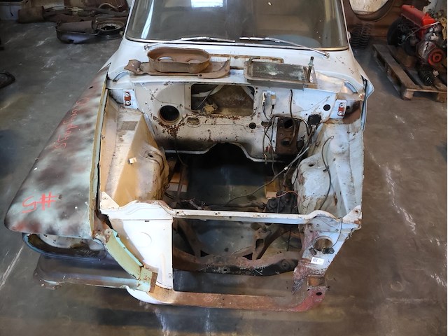 Plymouth valiant 1961 - afbeelding 10 van  16