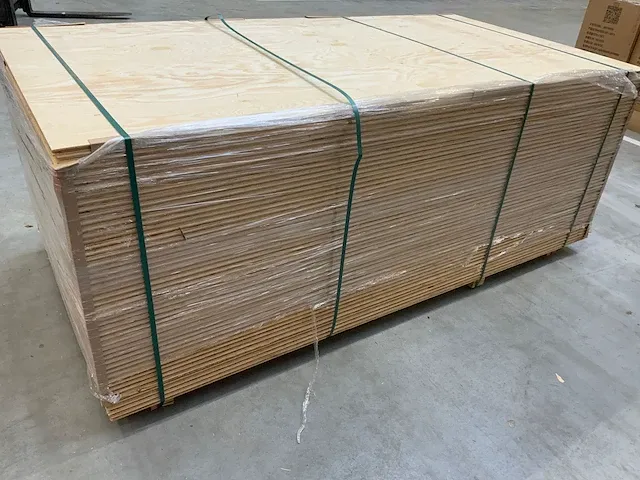 Plywood sanded scots pine - afbeelding 6 van  9