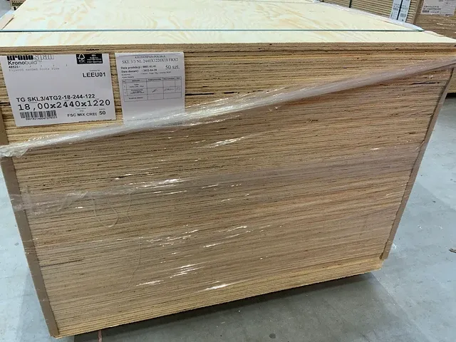 Plywood sanded scots pine - afbeelding 9 van  9