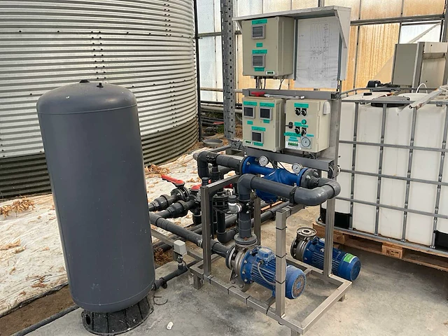 P.mais digitaal pompstation constructie - afbeelding 1 van  10