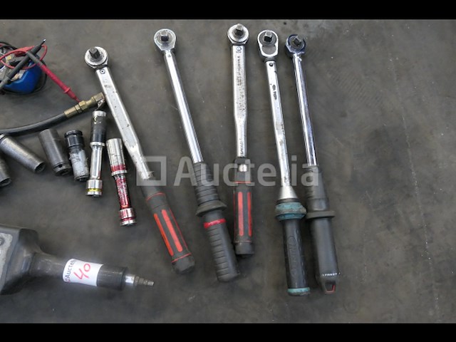 Pneumatische nutter, inflator, momentsleutels - afbeelding 4 van  4