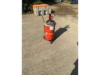 Pneumatische pomp + volle ton met vet smeermiddel - afbeelding 3 van  7
