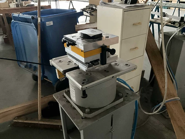 Pneumatische ponsmachine schüco 280 226 - afbeelding 3 van  5