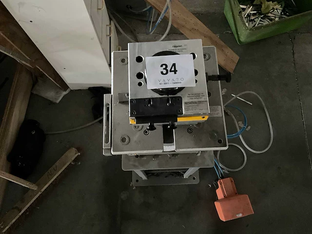 Pneumatische ponsmachine schüco 280 226 - afbeelding 5 van  5