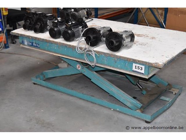 Pneumatische schaarheftafel vv bediening manumoderne, cap 500kg - afbeelding 1 van  3