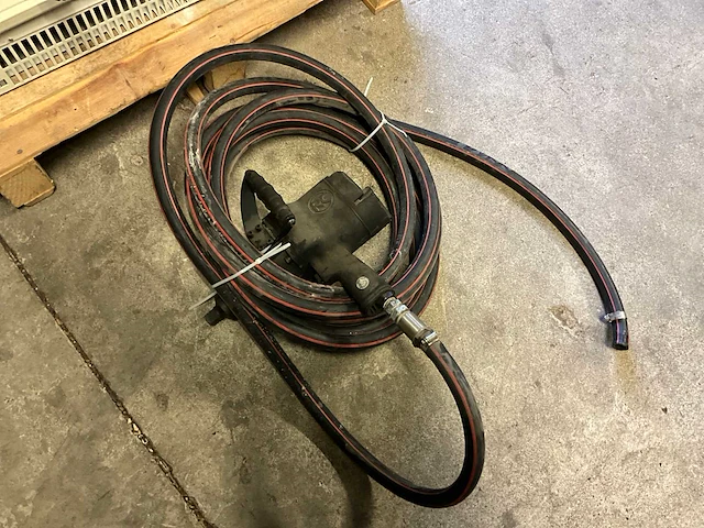 Pneumatische slagmoersleutel rodcraft 2425d - afbeelding 1 van  4