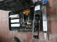 Pneumatische spijkermachine en 2 siliconen pistool - afbeelding 2 van  11