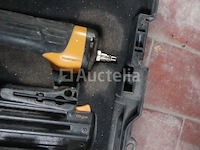 Pneumatische spijkermachine en 2 siliconen pistool - afbeelding 3 van  11