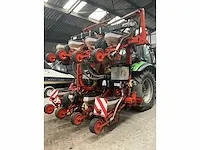 Pneumatische zaaimachine kuhn planter 2 compleet met kuhn venta - afbeelding 40 van  42