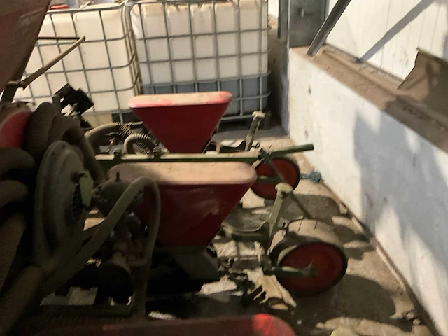 Pneumatische zaaimachine nodett - afbeelding 13 van  13