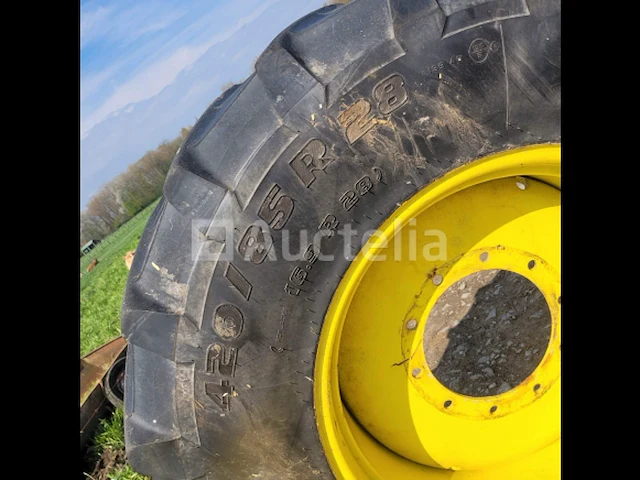 Pneus de tracteur avec jante 420/85r28 - afbeelding 2 van  6