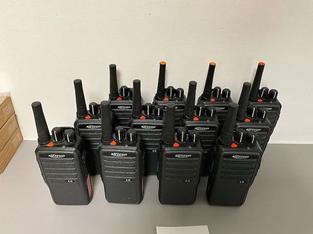 Poc 4g - walkie-talkie ( 12 x ) - afbeelding 1 van  4