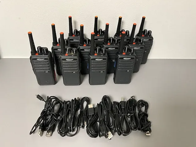Poc 4g - walkie-talkie ( 12x ) - afbeelding 1 van  4