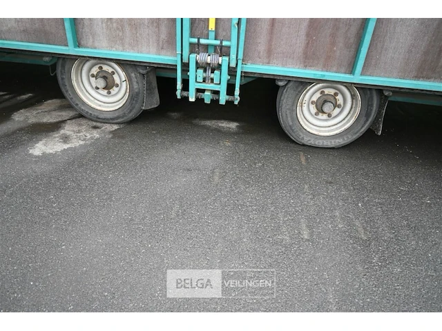 Podiumwagen + stoelen - afbeelding 3 van  16