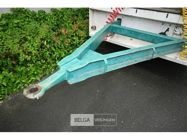 Podiumwagen + stoelen - afbeelding 5 van  16