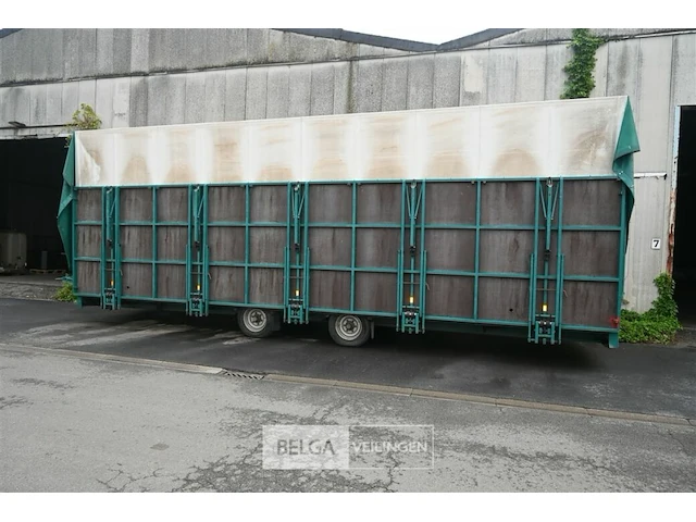 Podiumwagen + stoelen - afbeelding 9 van  16