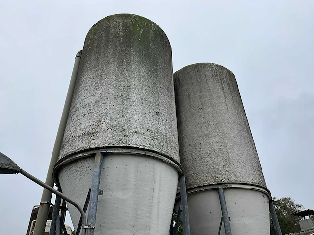 Poedersilo’s 2 stuks - afbeelding 1 van  7