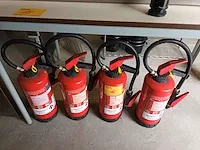 Poedersnelblussers brumatex. 4 stuks - afbeelding 1 van  2