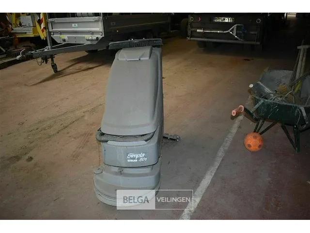 Poetsmachine comoc ecolab type abila 42 - afbeelding 10 van  11