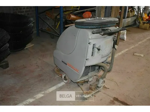 Poetsmachine comoc ecolab type abila 42 - afbeelding 5 van  11