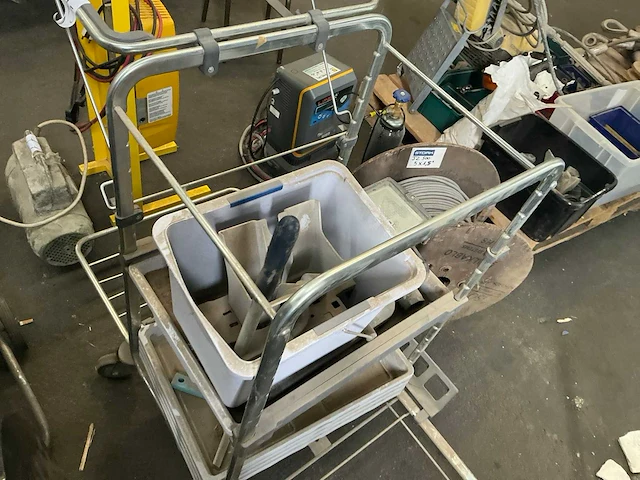 Poetswagen - afbeelding 4 van  4