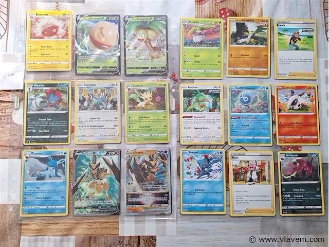 Pokémon cards - afbeelding 1 van  7