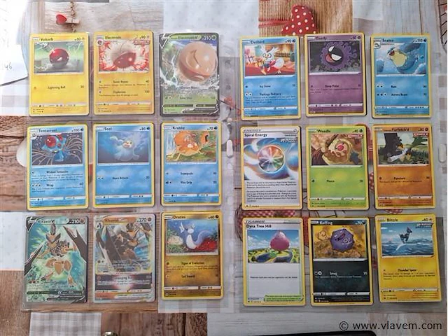 Pokémon cards - afbeelding 1 van  7