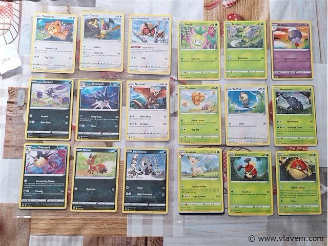 Pokémon cards - afbeelding 1 van  7