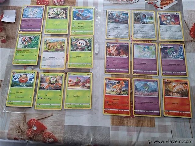 Pokémon cards - afbeelding 1 van  7