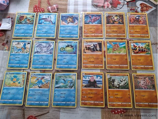 Pokémon cards - afbeelding 1 van  7