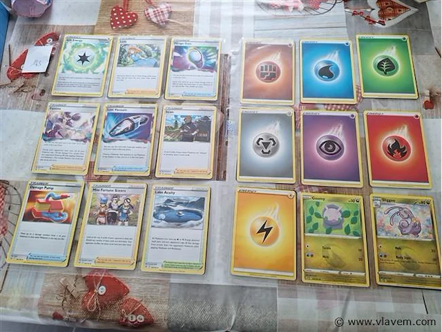 Pokémon cards - afbeelding 1 van  7