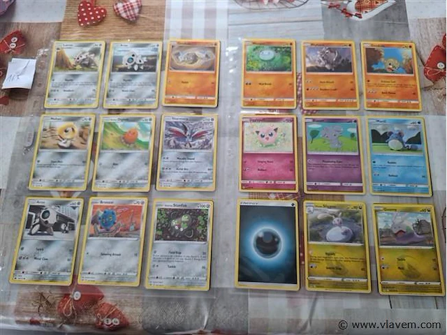 Pokémon cards - afbeelding 1 van  7