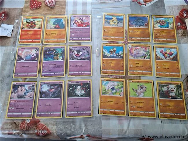 Pokémon cards - afbeelding 1 van  7