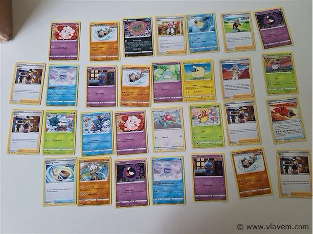 Pokémon cards - afbeelding 1 van  9