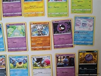 Pokémon cards - afbeelding 1 van  9