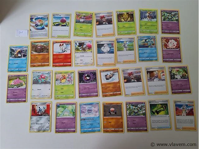 Pokémon cards - afbeelding 1 van  9