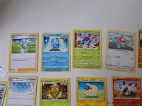 Pokémon cards - afbeelding 2 van  9