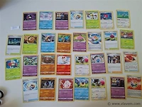 Pokémon cards - afbeelding 1 van  9