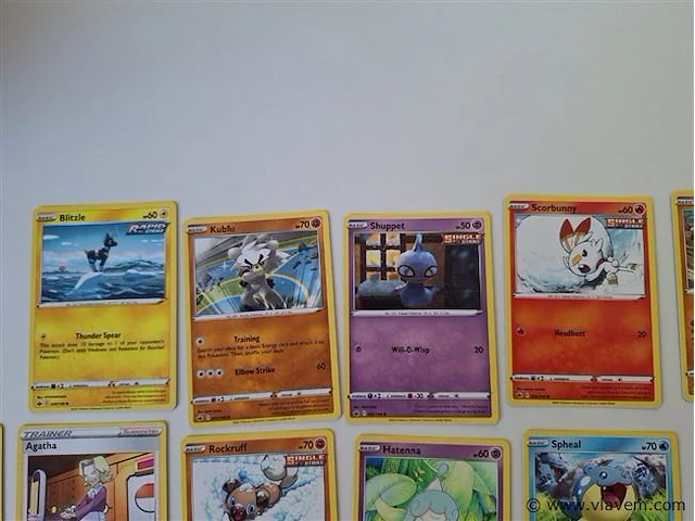 Pokémon cards - afbeelding 2 van  9