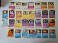 Pokémon cards - afbeelding 1 van  9