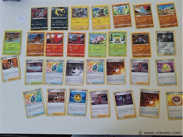 Pokémon cards - afbeelding 1 van  9