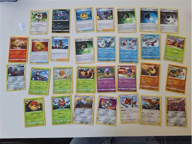 Pokémon cards - afbeelding 1 van  9