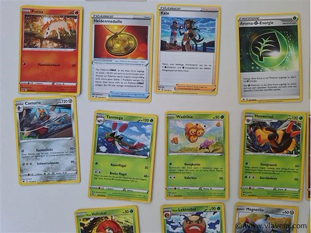 Pokémon cards - afbeelding 4 van  9