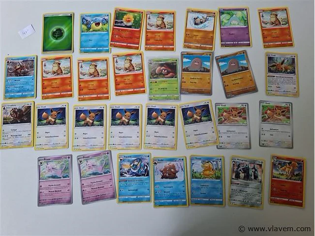 Pokémon cards - afbeelding 1 van  9