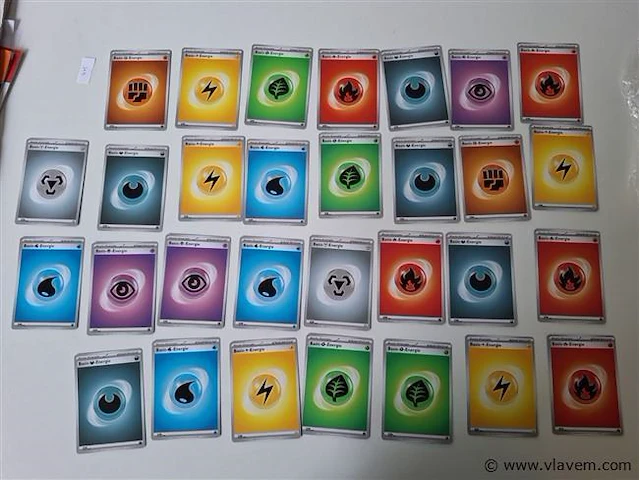 Pokémon cards - afbeelding 1 van  9