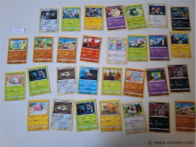 Pokémon cards - afbeelding 1 van  9