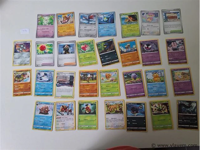 Pokémon cards - afbeelding 1 van  9