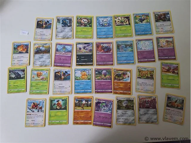 Pokémon cards - afbeelding 1 van  9